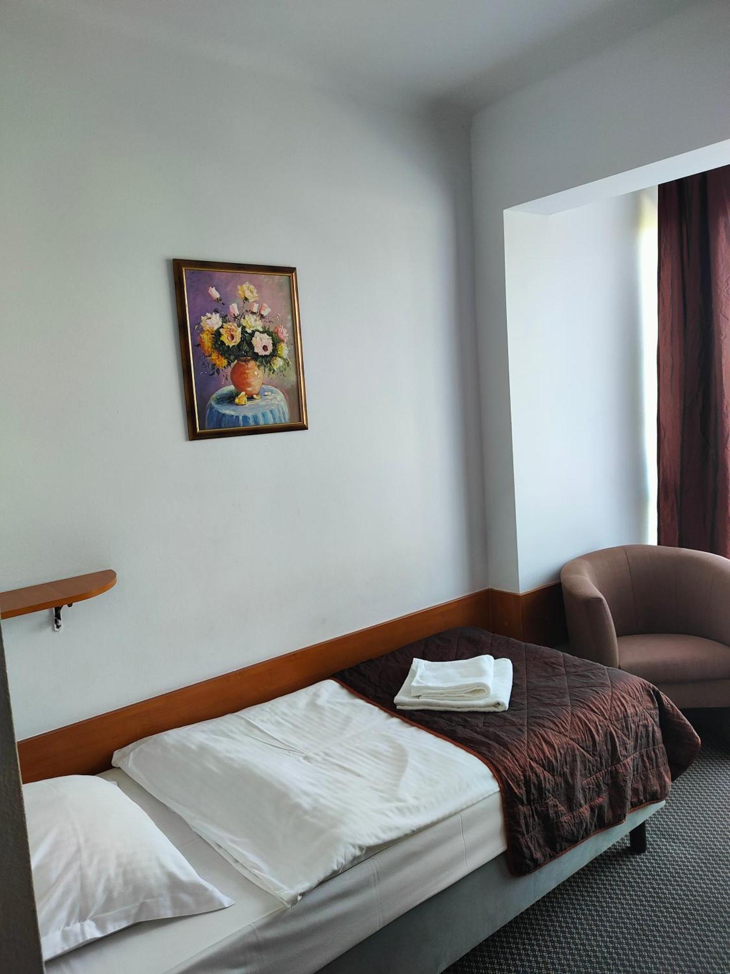 Hotelslublin Bagian luar foto